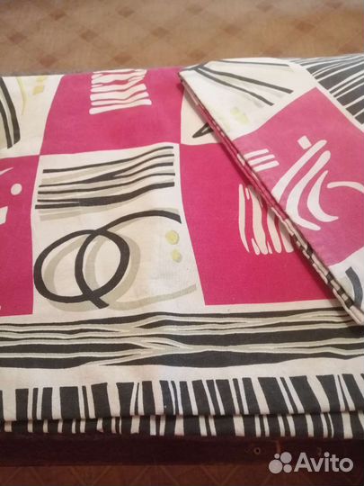 Постельное белье и полотенце бу