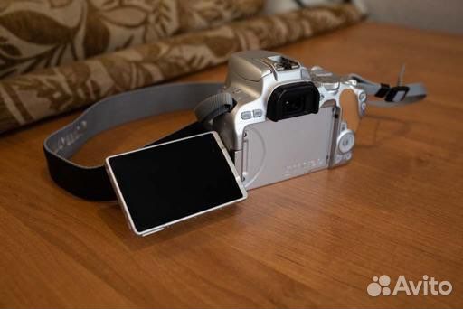 Зеркальный фотоаппарат canon