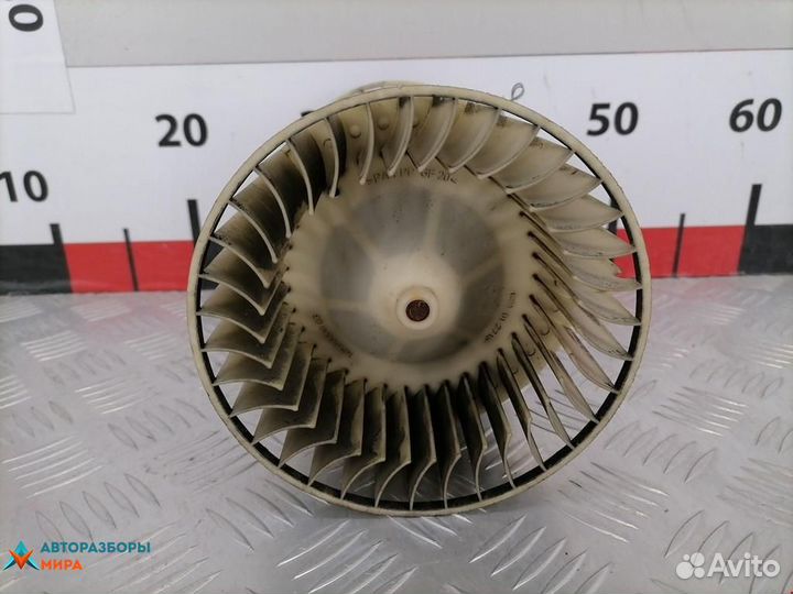 Моторчик печки BMW X5 E53 2001 64118385558