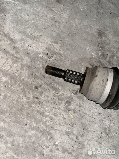 Привод правый 1.6 АКПП Ford Focus 3