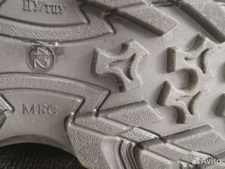 Ботинки мужские 42 размера новые