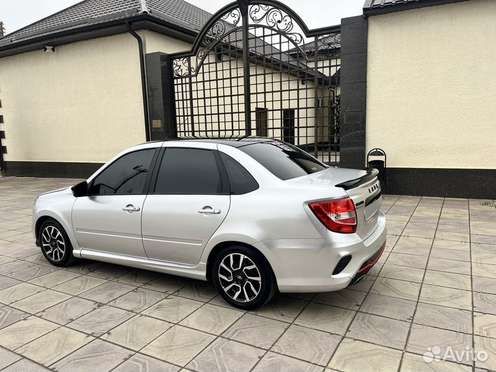 LADA Granta 1.6 МТ, 2021, 100 000 км