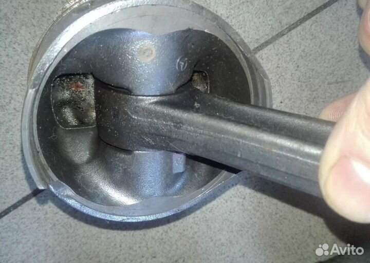 Шатун поршень 2.2 CDI Mercedes OM611