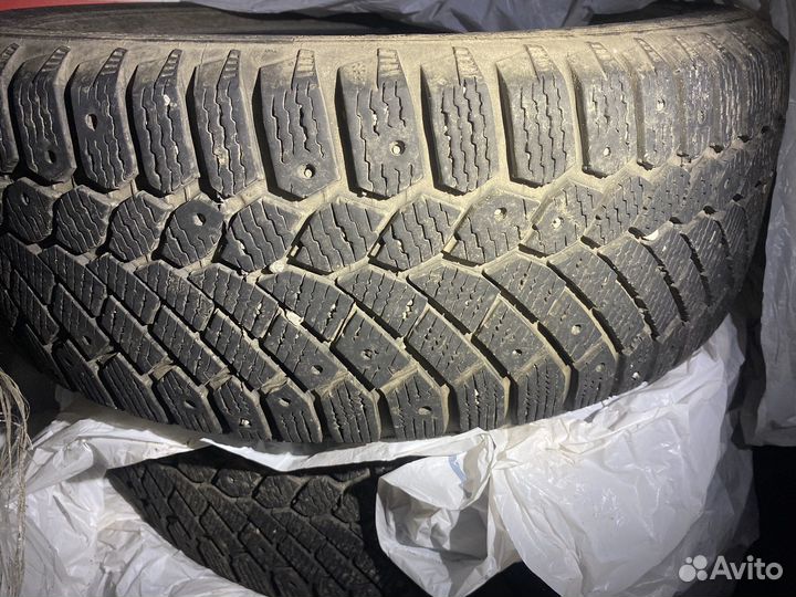 Gislaved Nord Frost 200 205/60 R16 96T