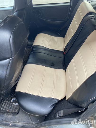 Чехлы на сидения chevrolet niva