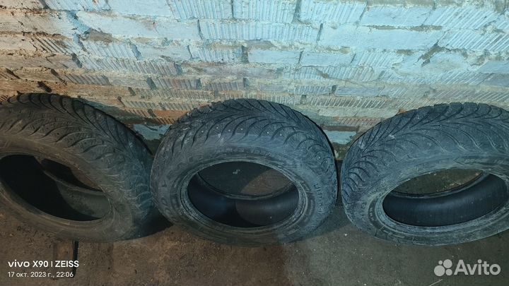 Goodyear UltraGrip Extreme 195/65 R15