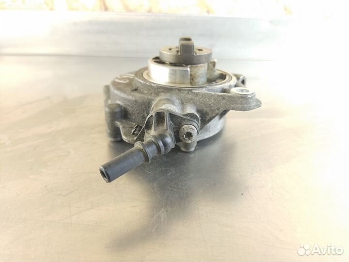 Насос вакуумный Peugeot 408 2012-2021