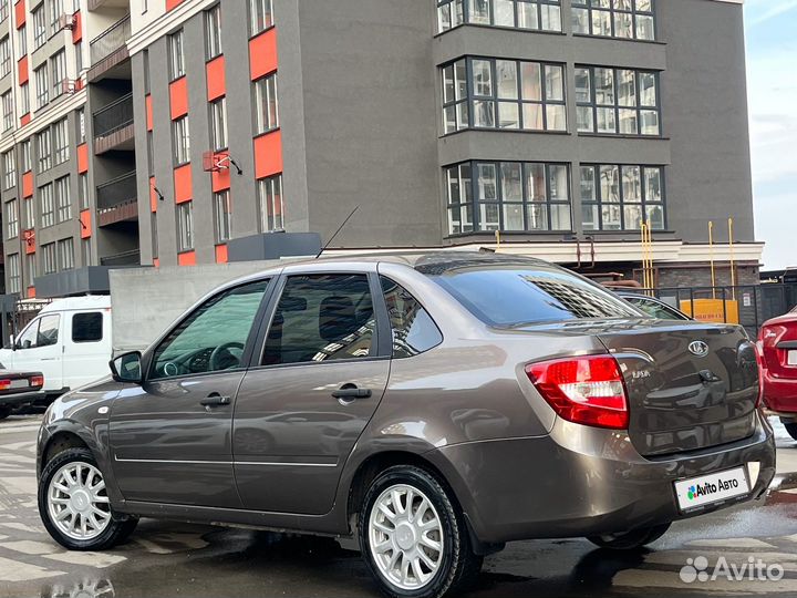 LADA Granta 1.6 МТ, 2017, 98 370 км