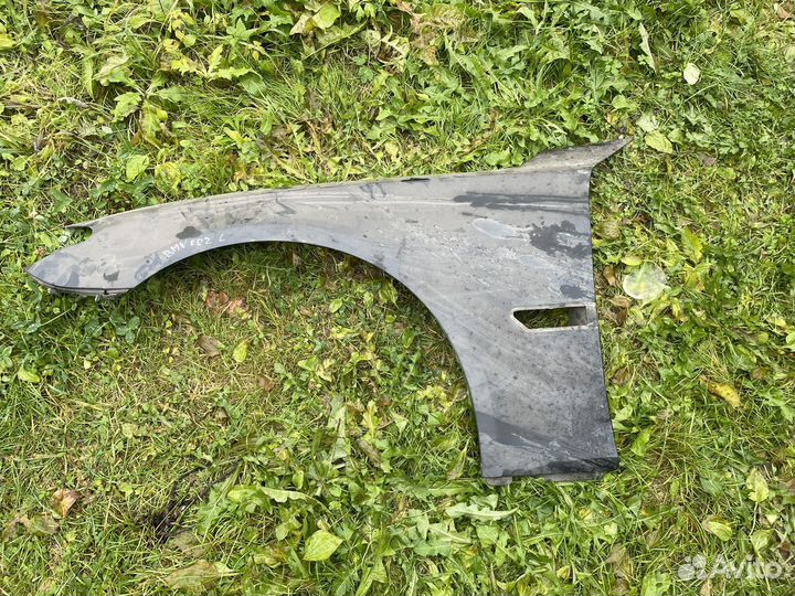 Крыло переднее левое BMW 7er FO1 FO2