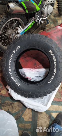 Bfgoodrich Mud-Terrain T/A KM2 265/70 R17