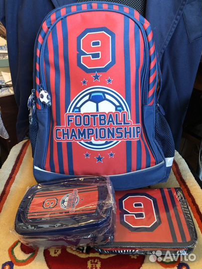 Набор фуболиста (рюкзак, бутылка и др.)