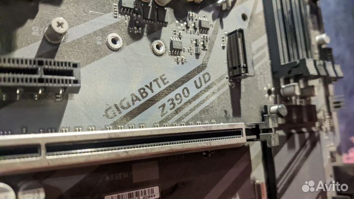 Материнская плата Gigabyte Z390 UD