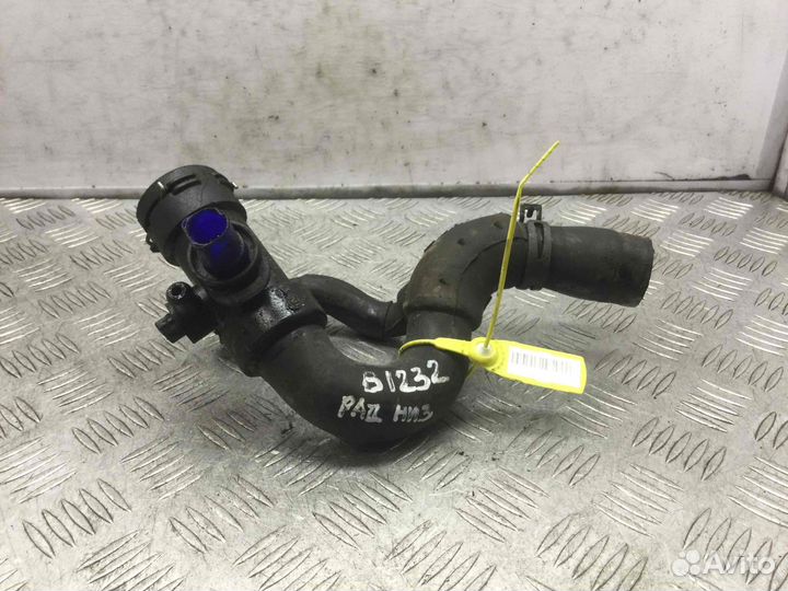 Фланец (тройник) системы охлаждения Audi A6 4z7121