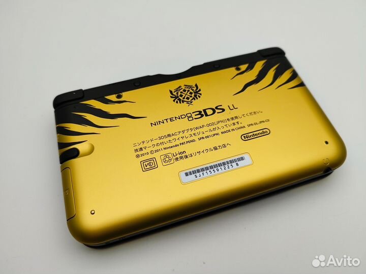 Nintendo 3DS LL 
