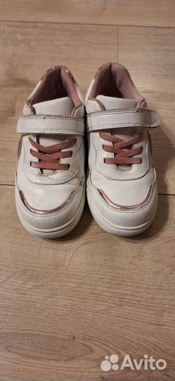 Кроссовки для девочки