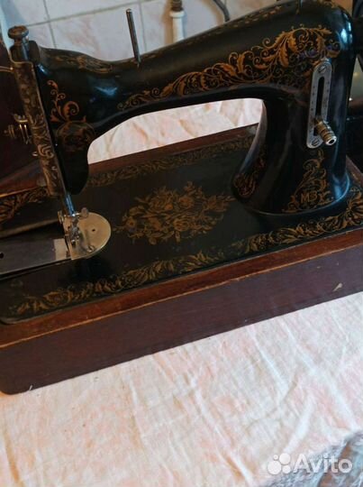 Швейная машинка бу ручная