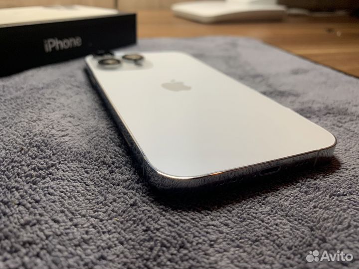 iPhone Xr в корпусе 14 pro