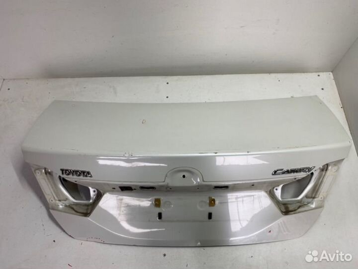 Крышка багажника Toyota Camry V50/V55 2011-2018