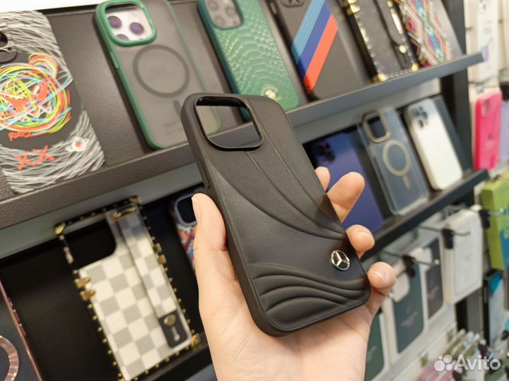 Кожаный чехол AMG Mercedes-Benz для iPhone 14 Pro
