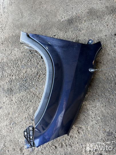 Крыло правое переднее Honda CR-V, RD7; RD6
