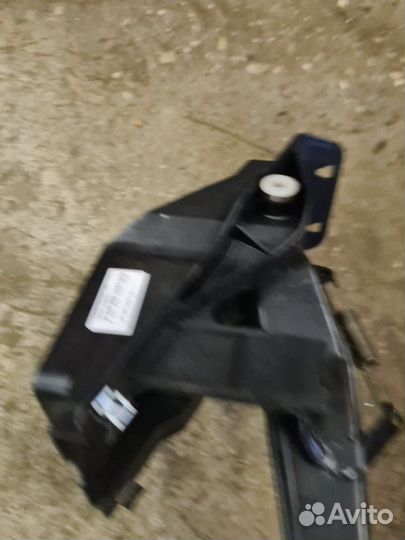 Педаль тормоза Mercedes-Benz S-Klass седан