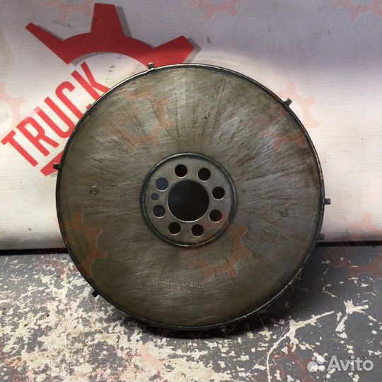 Демпфер двигателя Volvo