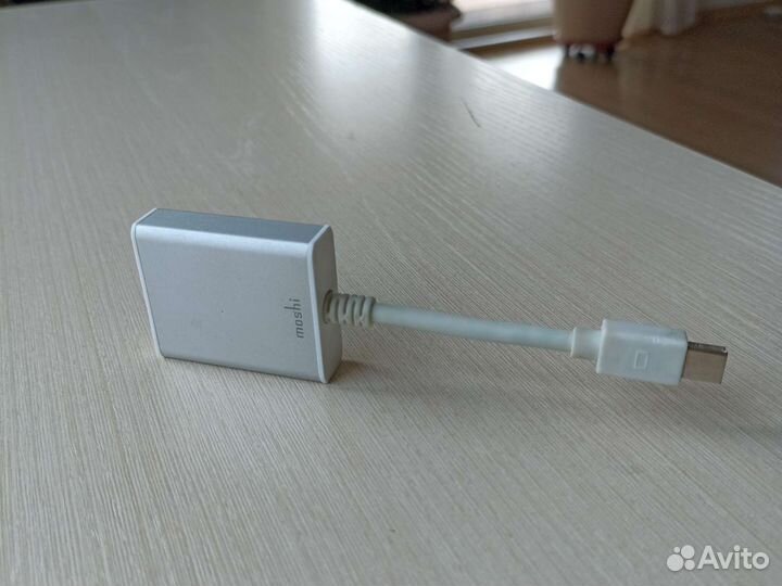 Адаптер Moshi Mini DisplayPort to VGA Adapter