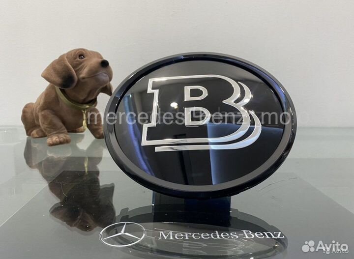 Эмблема Brabus Mercedes Benz в решетку радиатора