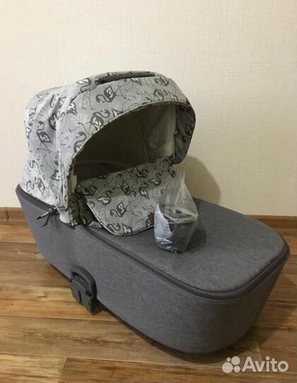 Коляска Adamex Reggio 3 в 1