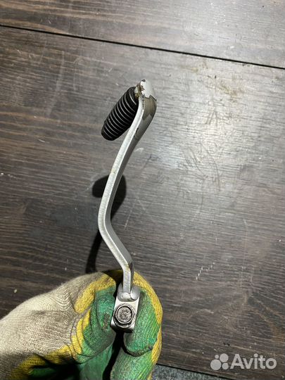 Лапка кпп для Kawasaki ER6n 12-16