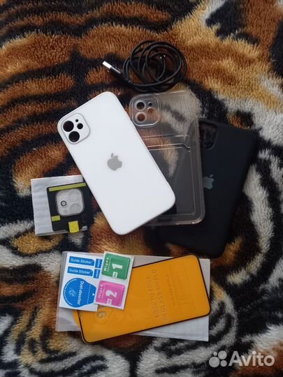 Чехлы,стекло,зарядка для Айфона 11