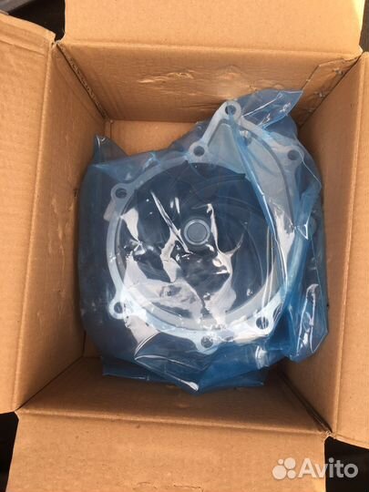 Насос водяной ман