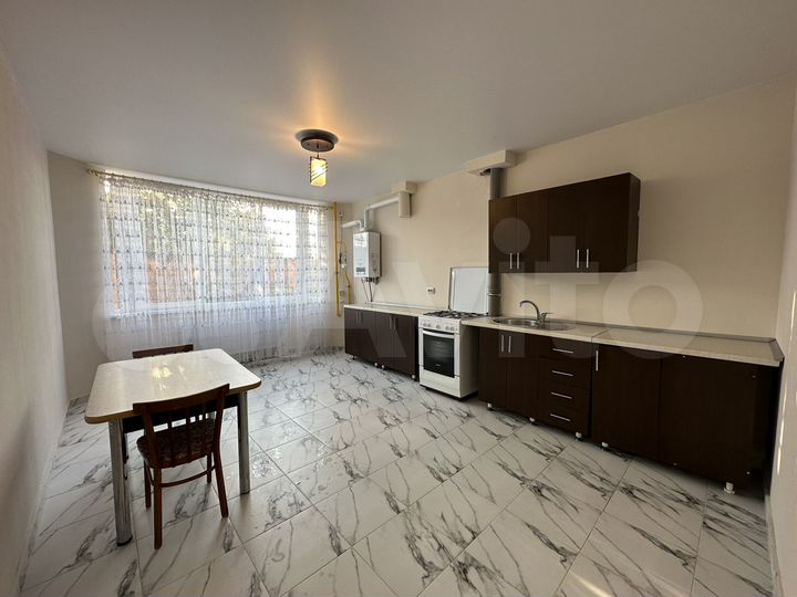 1-к. квартира, 47 м², 1/3 эт.