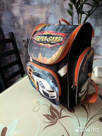 Портфель школьный