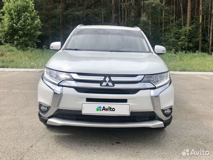 Mitsubishi Outlander 2.0 CVT, 2015, 47 000 км