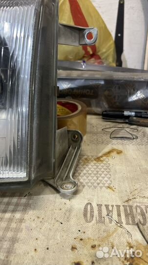 Фары tlc prado 90/95 оригинал,стекло