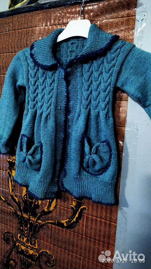 Кофта с кармашками