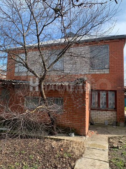 Дом 184 м² на участке 6 сот.