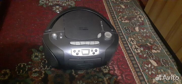 Продам магнитафон LG