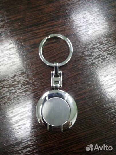 Брелок на ключи