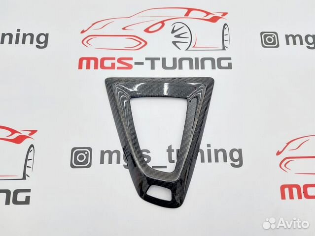 Накладка в центральную консоль BMW в M3 F80 Карбон