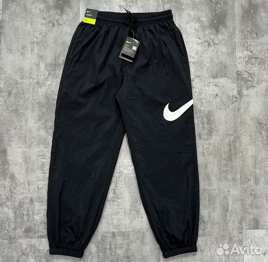 Спортивные штаны Nike