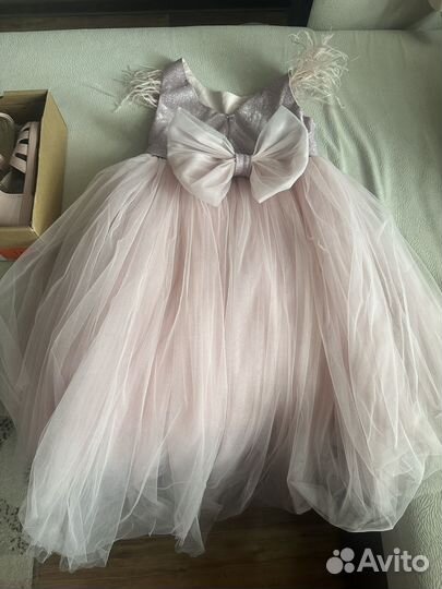 Нарядное платье