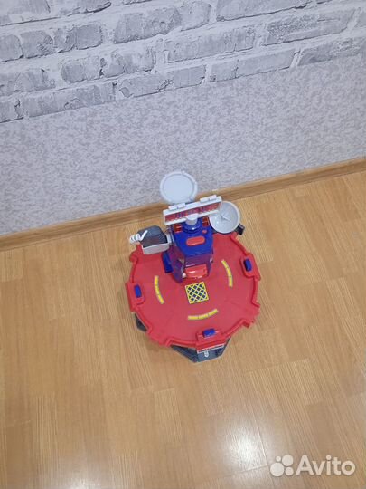 Парковка, трек, станция спасения elc