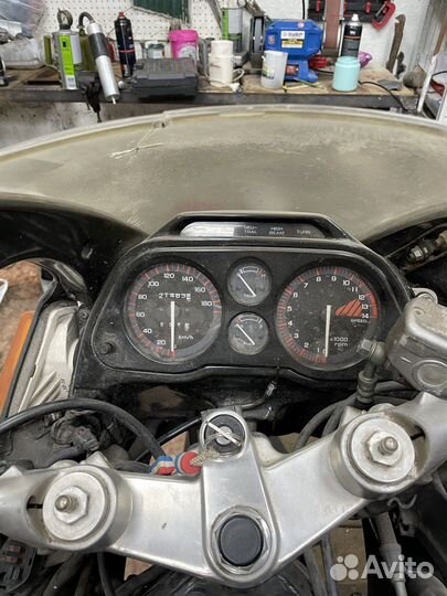 Honda CBR 750 Hurricane