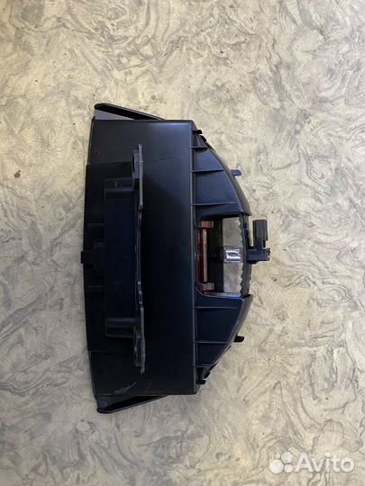 Стоп-сигнал Renault Logan 2016 265982612R