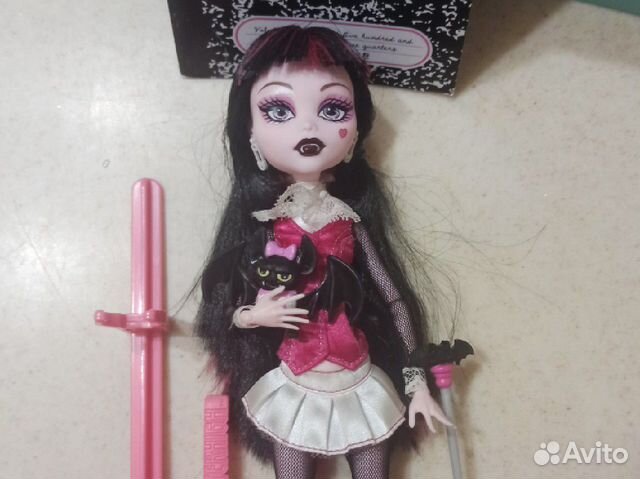 Дракулаура базовая монстер хай купить в Находке | Хобби и отдых | Авито