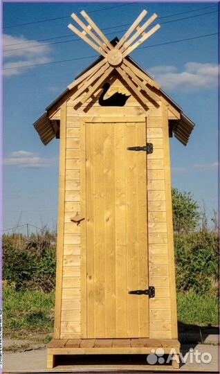 Дачный туалет с декором и установкой щит 064