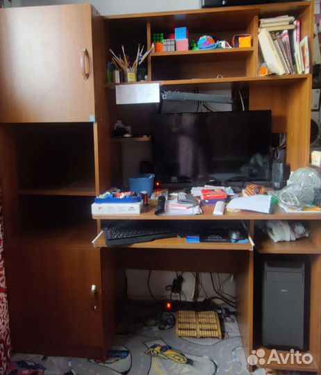 Компьютерный стол