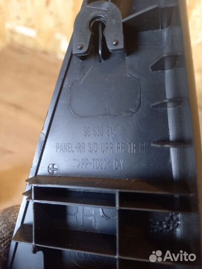 Накладка двери задняя правая Opel Antara